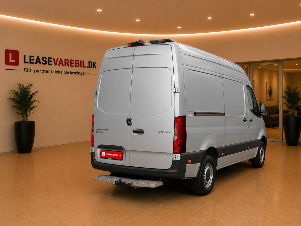 Mercedes Sprinter 317 2,0 CDi A2 Kassevogn aut. RWD