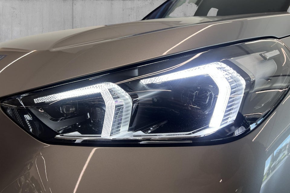 BMW iX1 eDrive20 M-Sport 5d