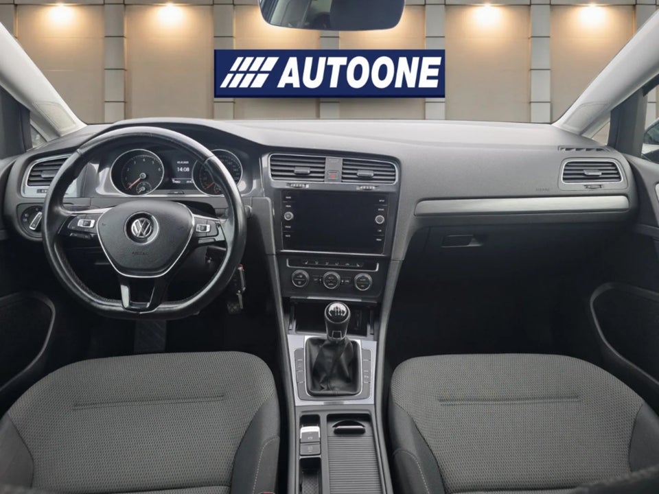 VW Golf VII 1,4 TSi 125 Comfortline 5d