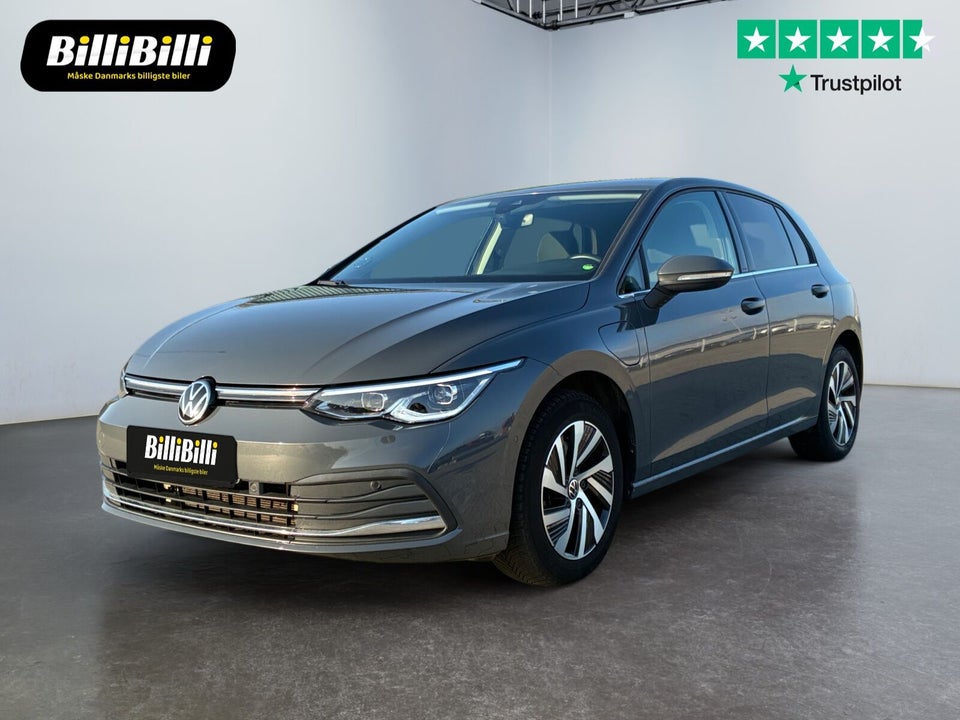 VW Golf VIII 1,4 eHybrid DSG 5d