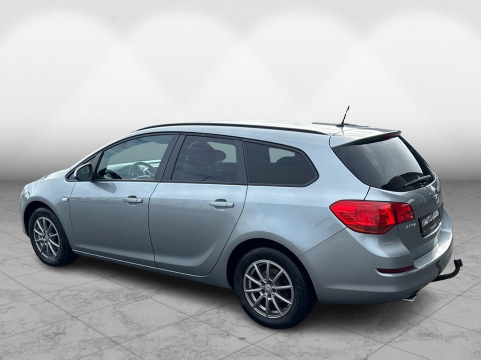 Opel Astra 1,4 T 140 Enjoy Sports Tourer 5d