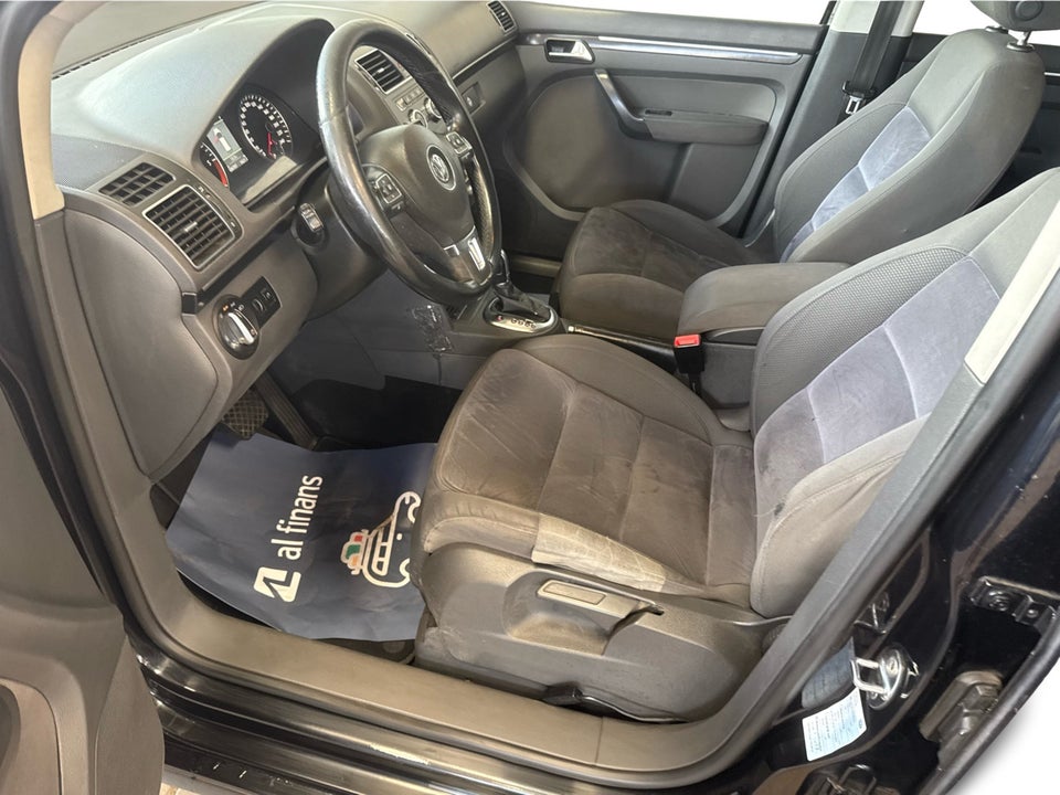 VW Touran 2,0 TDi 177 Highline DSG 7prs 5d