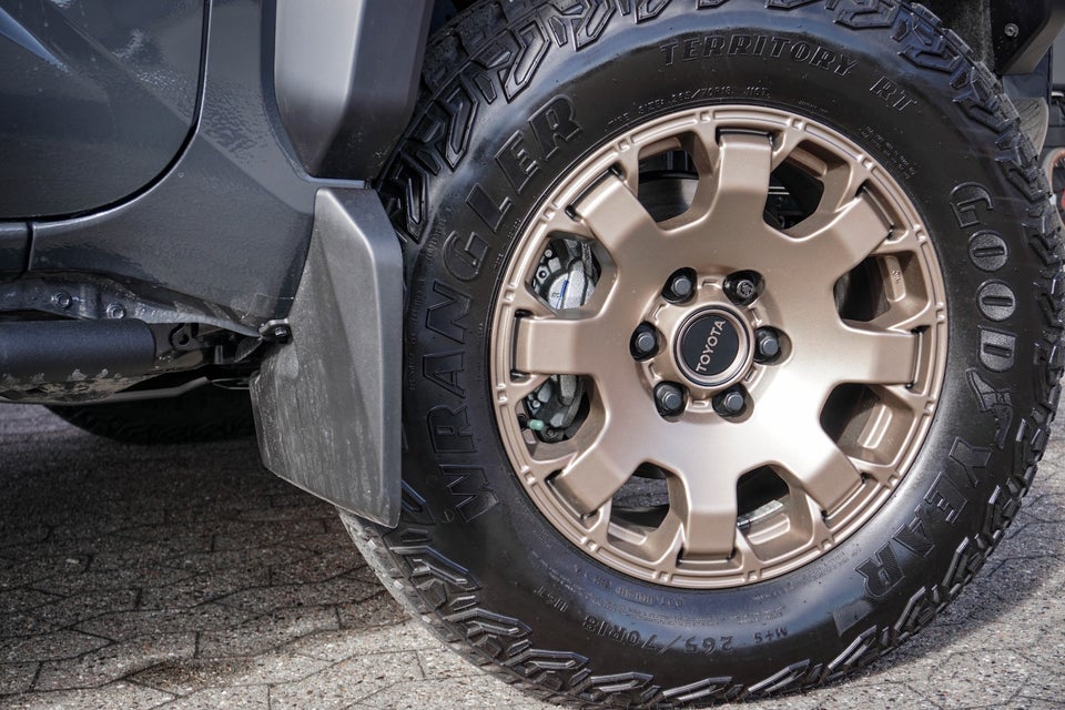 Toyota Tacoma 2,4 Hybrid Trailhunter aut. 4x4 4d