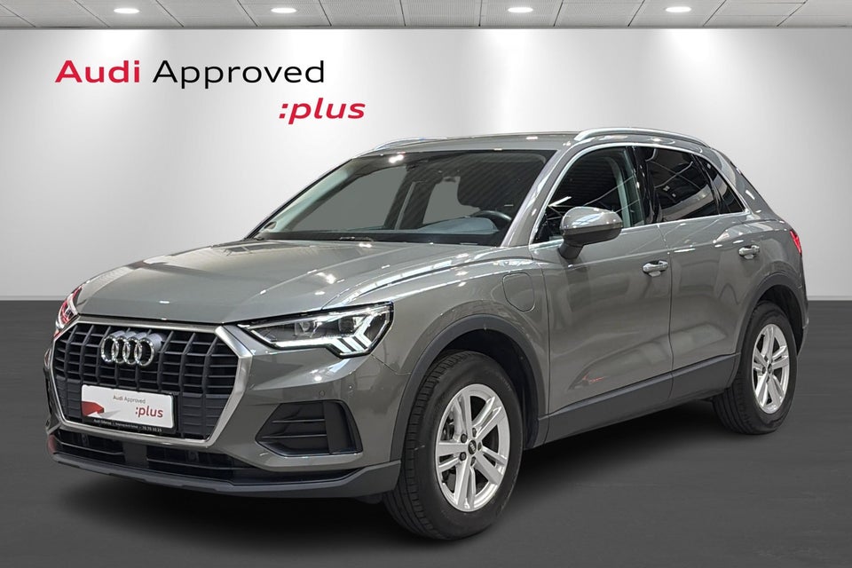 Audi Q3 45 TFSi e Attitude plus S-tr. 5d