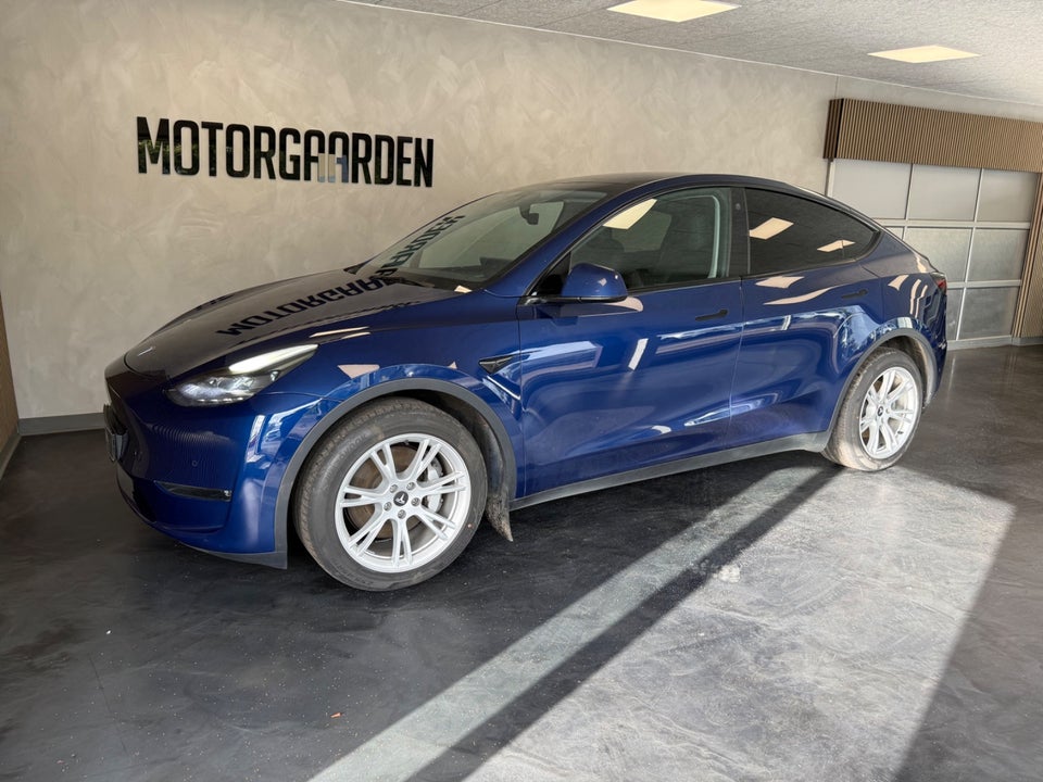 Tesla Model Y Long Range AWD 5d