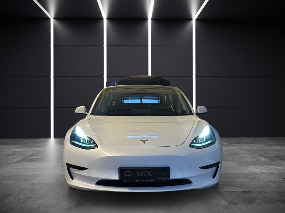 Tesla Model 3 Long Range AWD 4d