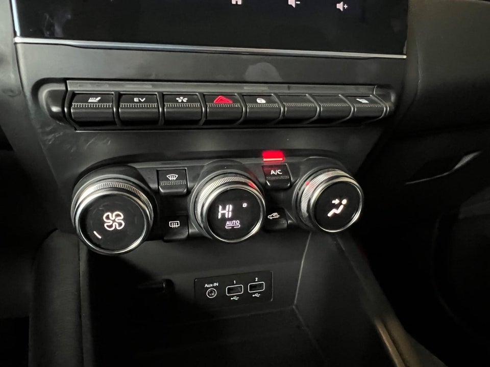 Renault Captur 1,6 E-Tech Intens 5d