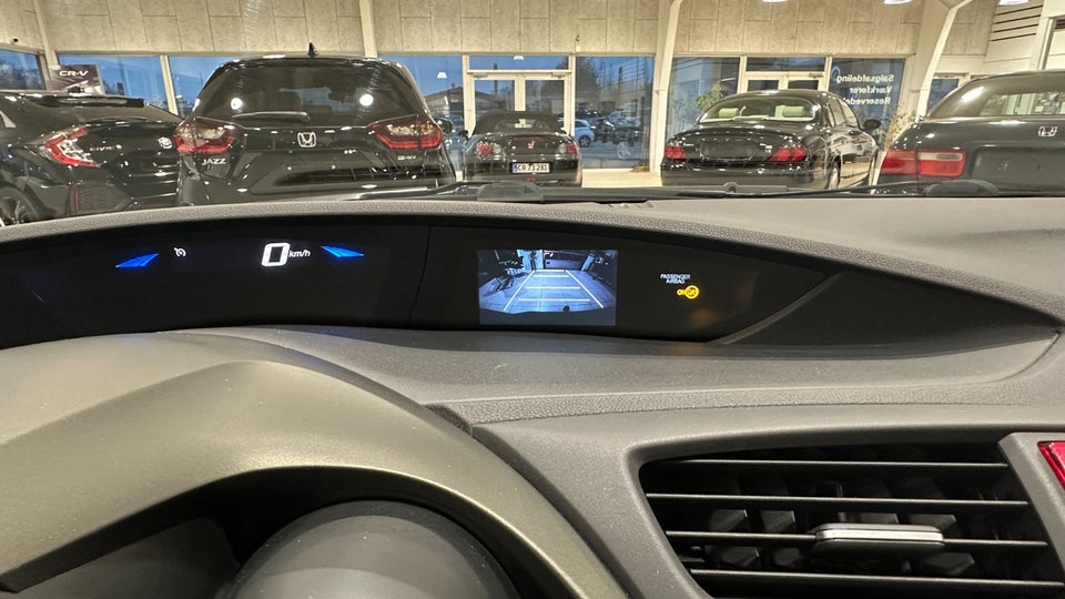 Honda Civic 1,8 i-VTEC Executive 5d