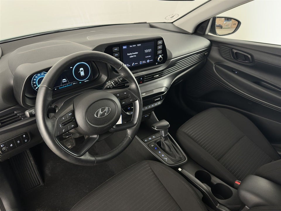 Hyundai i20 1,0 T-GDi Essential DCT 5d