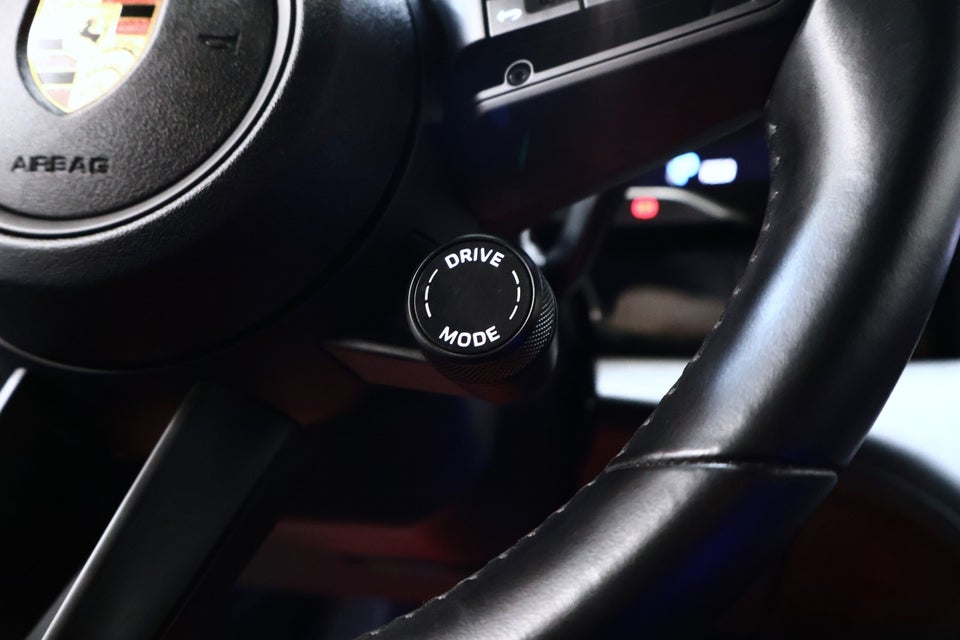 Porsche Taycan Sport Turismo 5d