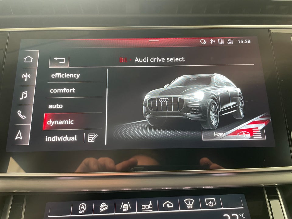 Audi Q8 50 TDi quattro Tiptr. Van 5d