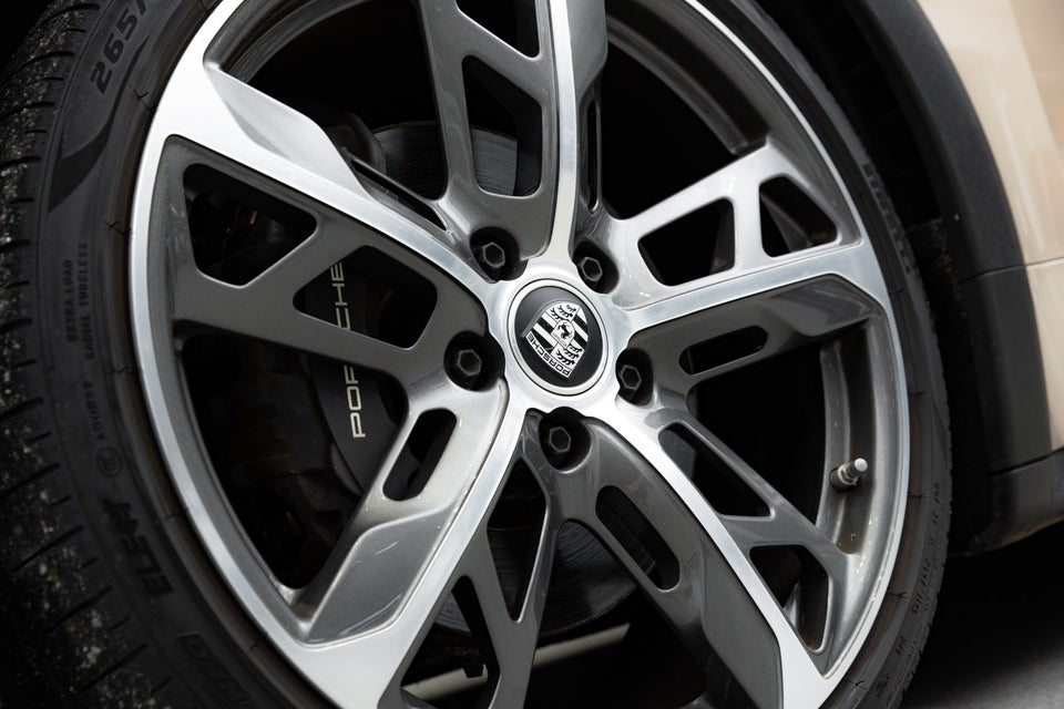 Porsche Taycan 4 Performance+ Cross Turismo 5d