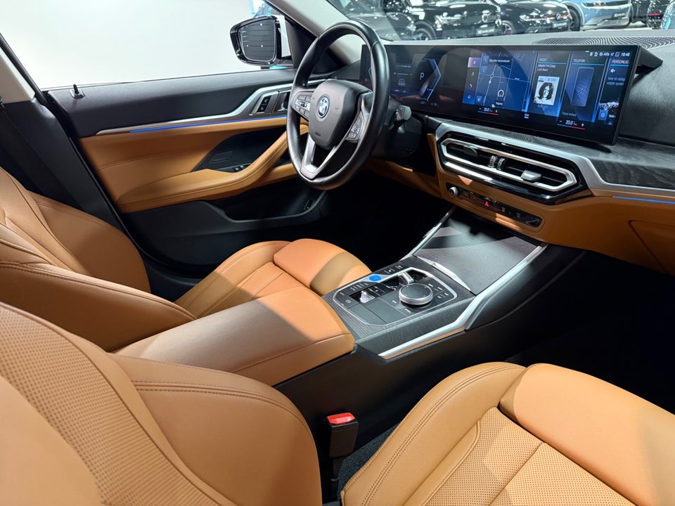 BMW i4 eDrive35 Charged 5d