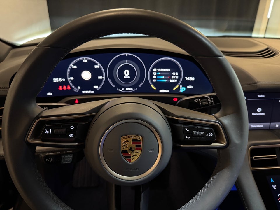 Porsche Taycan 4S Performance+ 4d