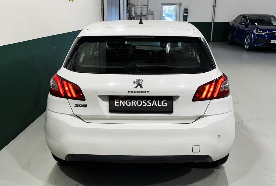 Peugeot 308 1,6 HDi 92 Style 5d