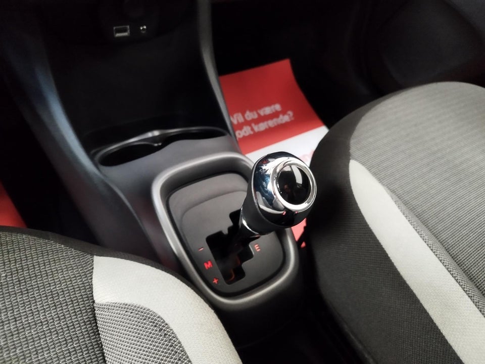 Toyota Aygo 1,0 VVT-i x-press x-shift 5d