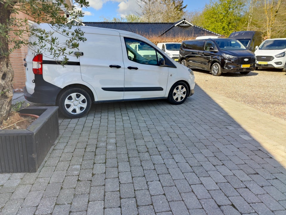 Ford Transit Courier 1,5 TDCi 100 Trend Van 4d