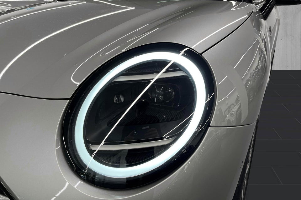 MINI Cooper E Classic Trim L 3d