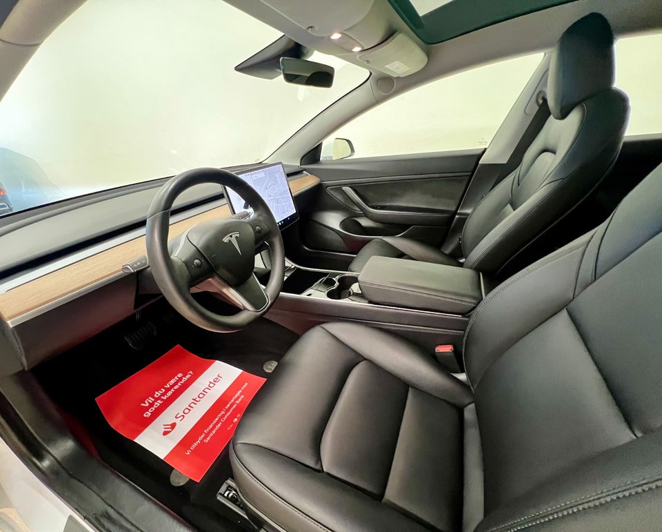 Tesla Model 3 Long Range AWD 4d