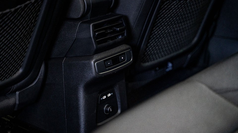 Audi Q4 e-tron 40  5d