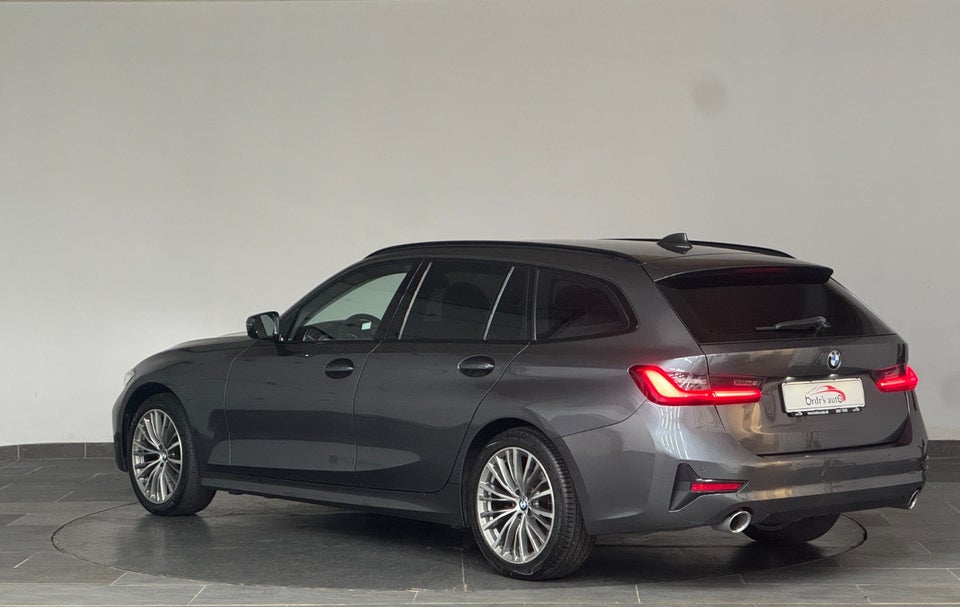 BMW 320d 2,0 Touring Sport Line aut. 5d