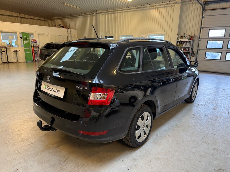 Skoda Fabia 1,0 TSi 95 Ambition Combi 5d