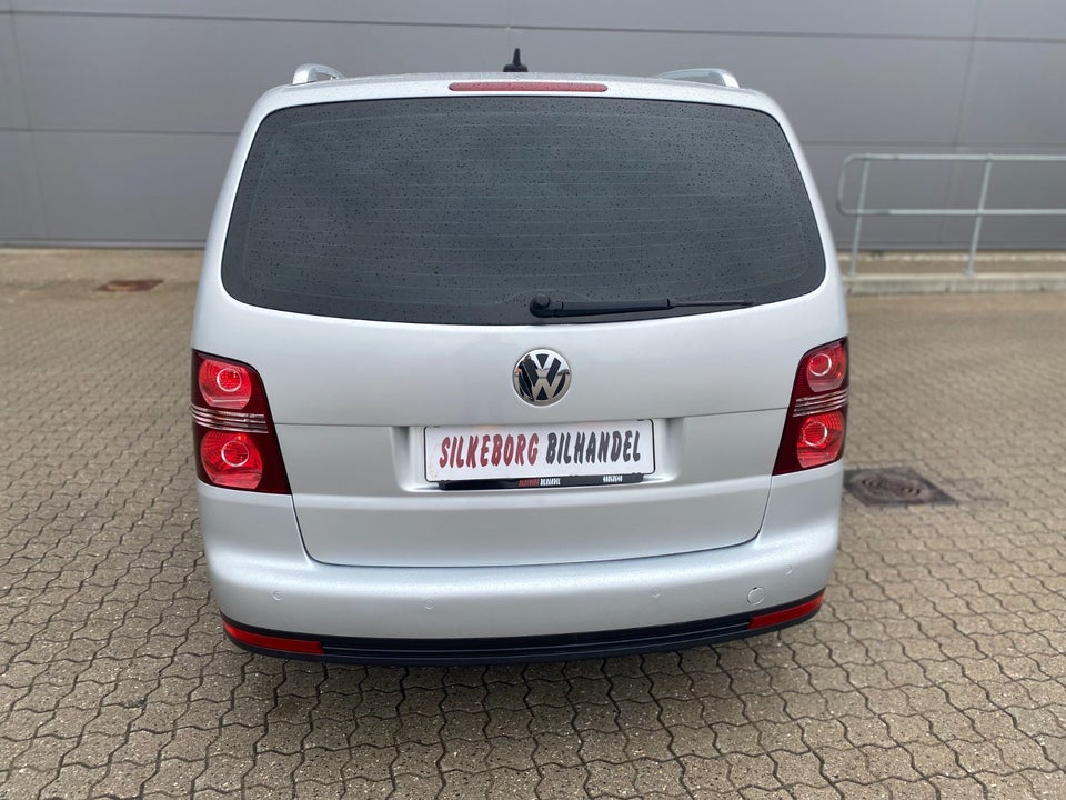 VW Touran 2,0 TDi 170 Highline DSG 5d