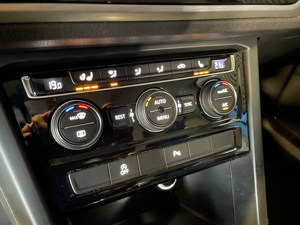 VW Touran 2,0 TDi 150 Comfortline 7prs 5d