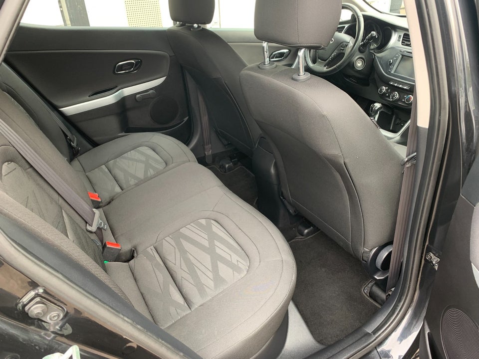 Kia Ceed 1,4 CVVT Style 5d