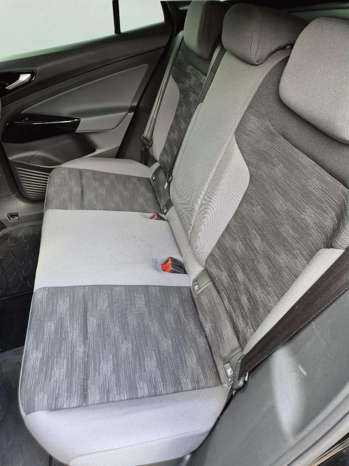 VW ID.4 77 Pro Performance Tech 5d