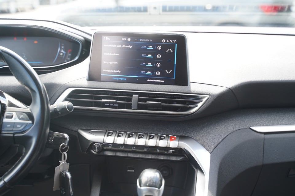 Peugeot 3008 1,5 BlueHDi 130 Allure 5d