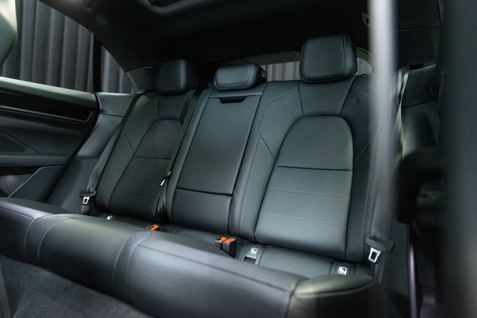 Porsche Macan 5d