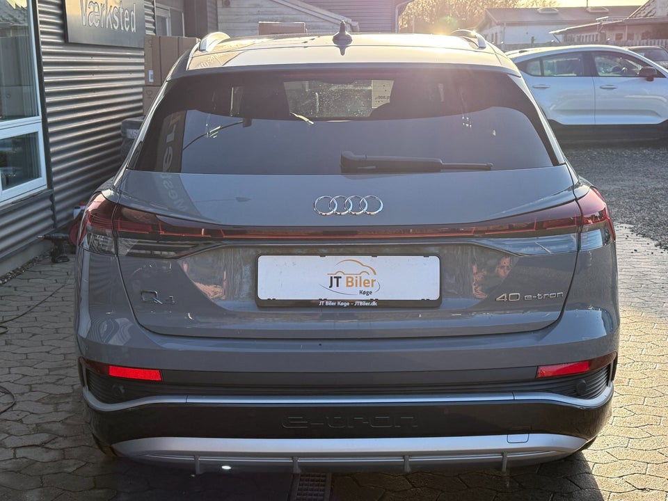 Audi Q4 e-tron 40 S-line 5d