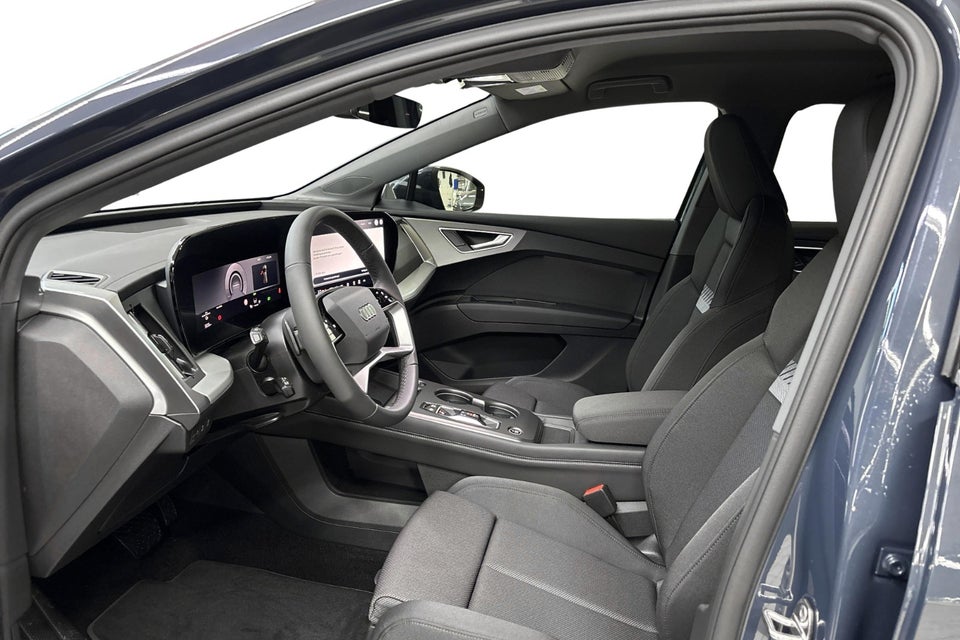 Audi Q4 e-tron performance 5d