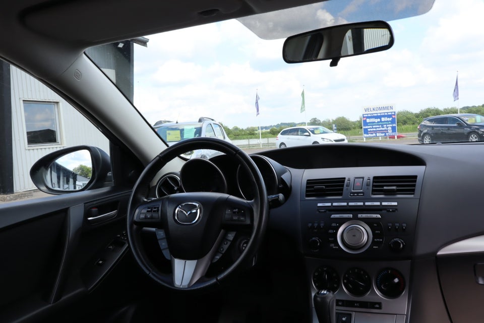 Mazda 3 1,6 Premium Tech 5d