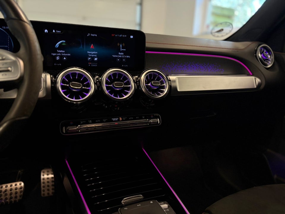 Mercedes EQB300 AMG Line 4Matic 5d