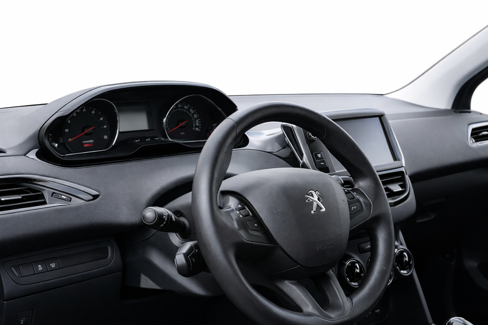 Peugeot 208 1,6 e-HDi 92 Active 5d