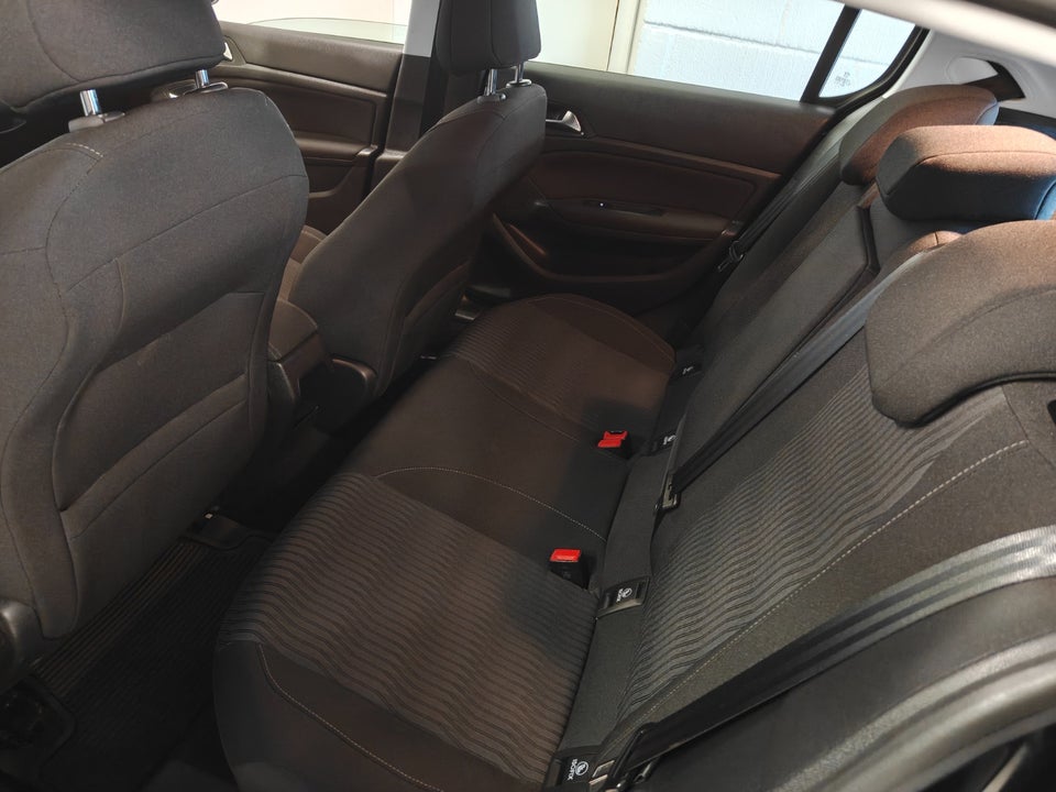 Peugeot 308 1,2 VTi 82 Active 5d