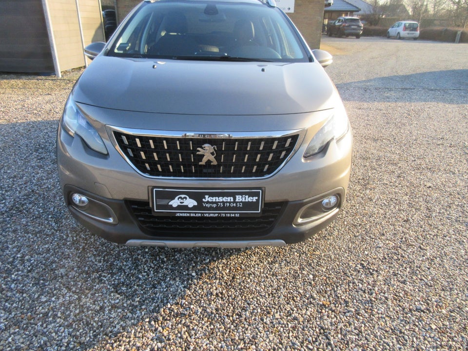 Peugeot 2008 1,6 BlueHDi 100 Allure 5d