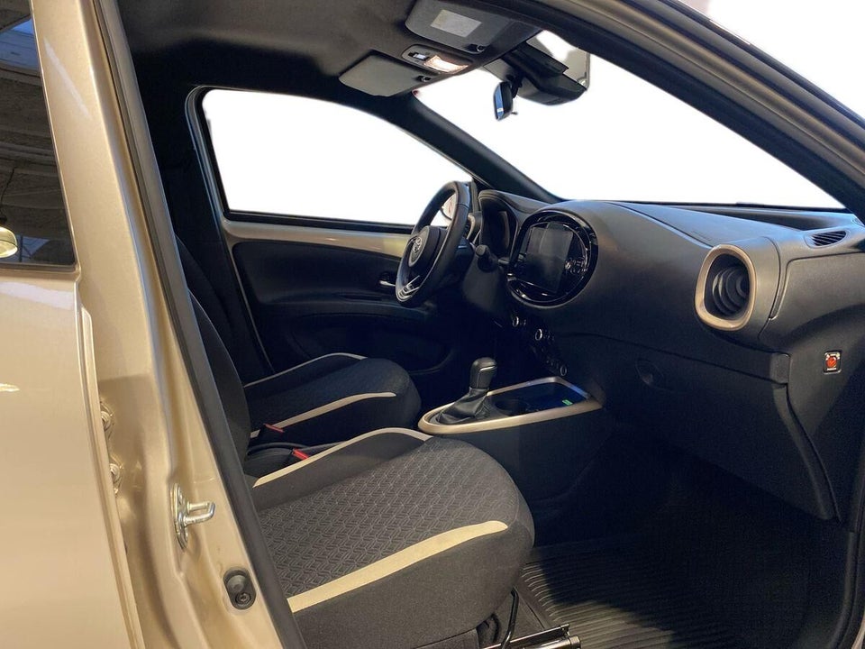 Toyota Aygo X 1,0 Pulse s-CVT 5d