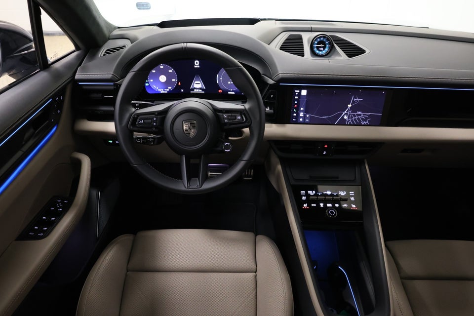 Porsche Macan Turbo 5d