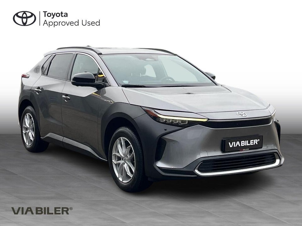 Toyota bZ4X Executive AWD 5d