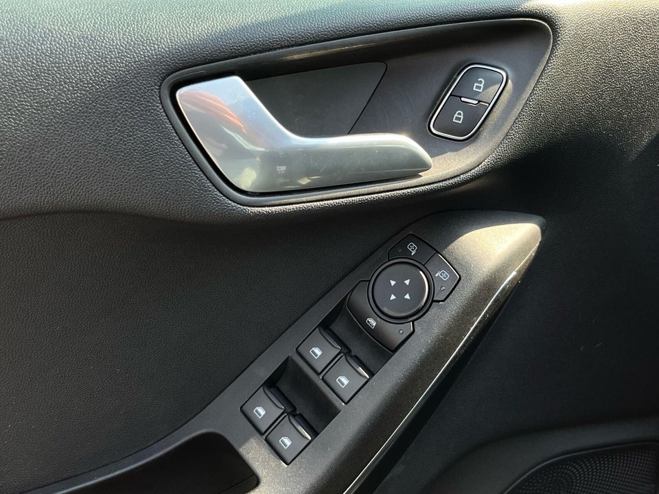 Ford Fiesta 1,0 EcoBoost Titanium 5d