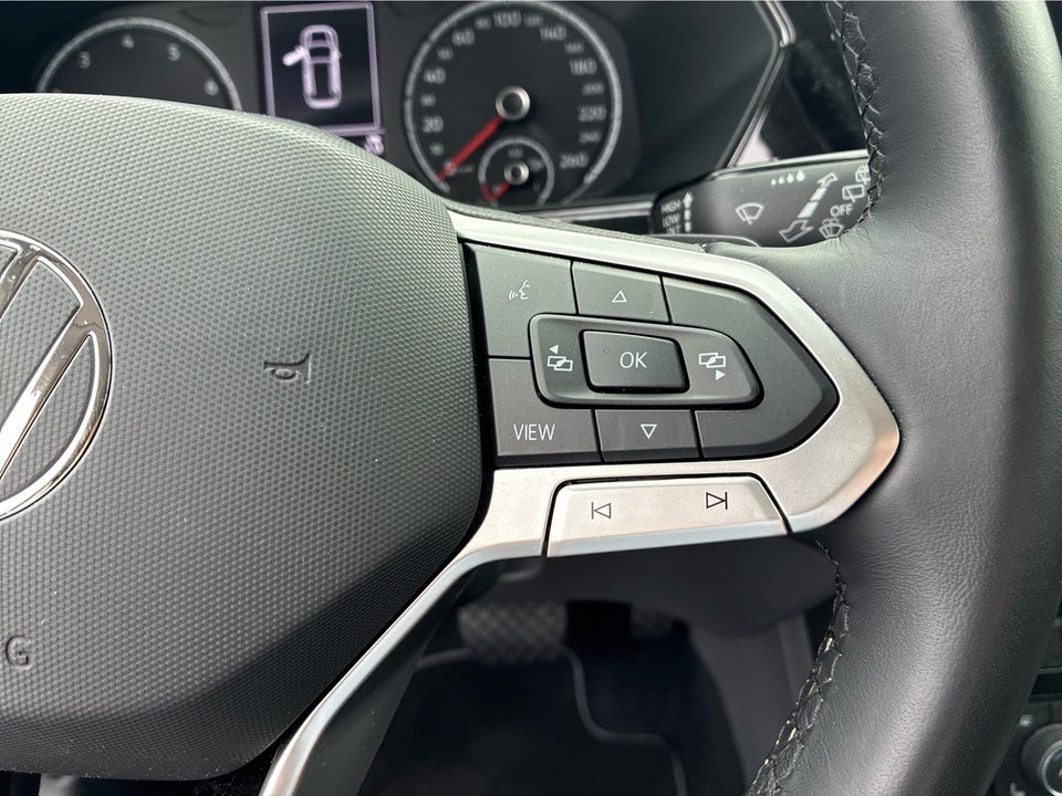 VW T-Cross 1,0 TSi 110 Life Team DSG 5d