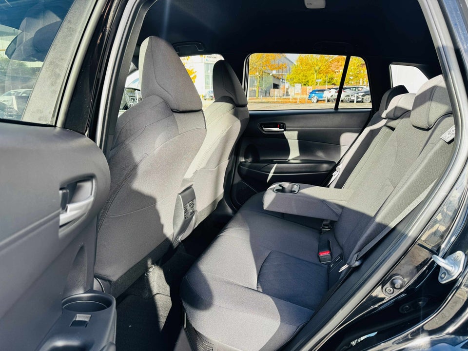 Toyota Corolla Cross 2,0 Hybrid Style CVT 5d