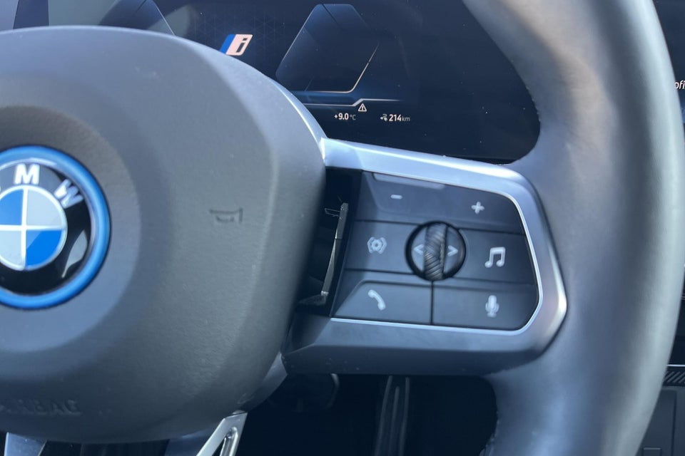 BMW iX1 eDrive20 Fully Charged M-Sport 5d