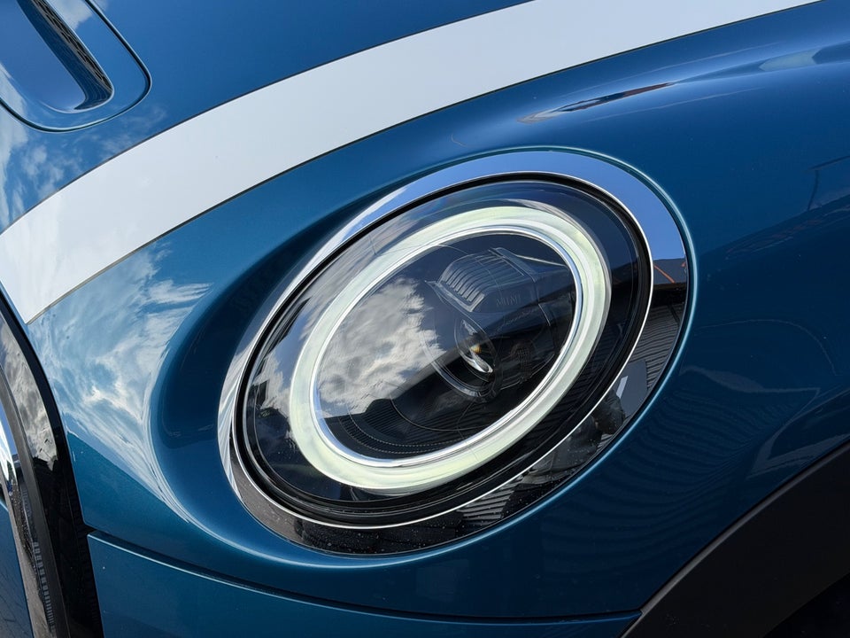 MINI Cooper SE Maximise 3d