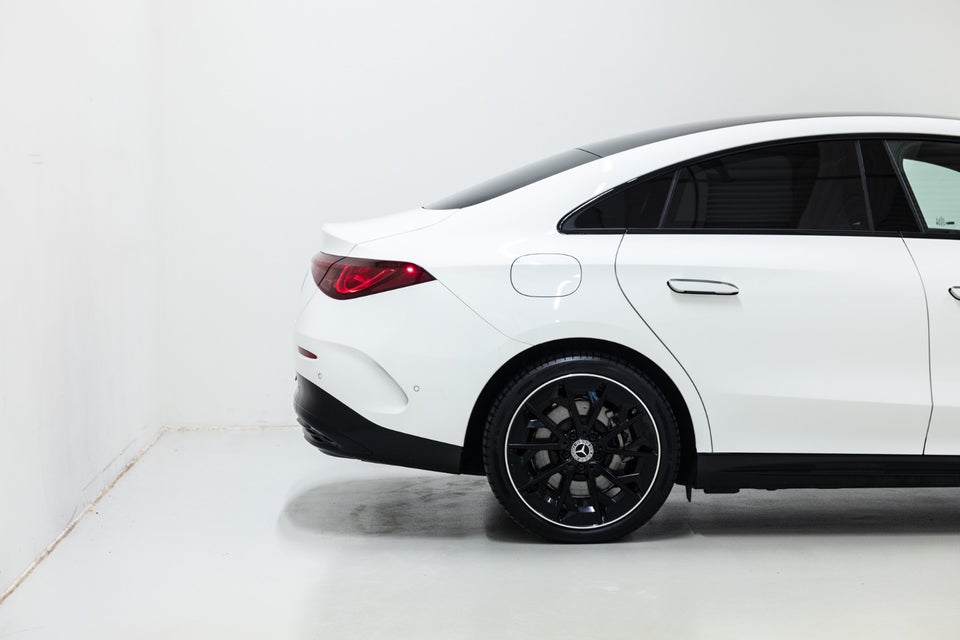 Mercedes CLA250+ electric AMG Advance Plus 4d