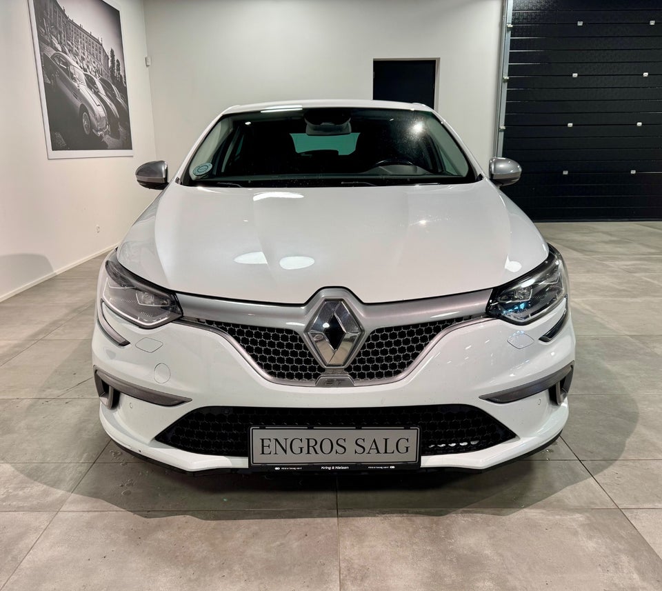 Renault Megane IV 1,6 TCe 205 GT EDC 5d