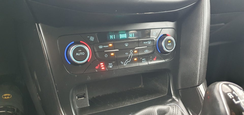 Ford Focus 1,0 SCTi 125 Titanium stc. 5d